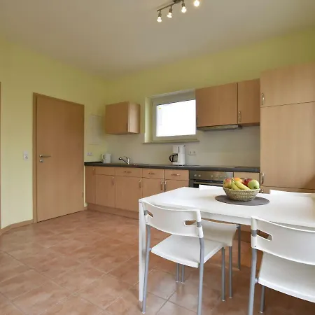 Holiday home Simplistic In With Garden *
