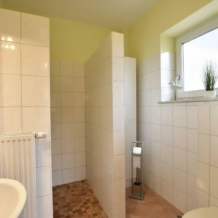 Simplistic In With Garden * Zierow